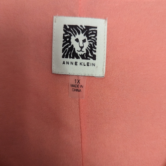 SLEEVELESS SWING DRESS - Picture 2 of 6